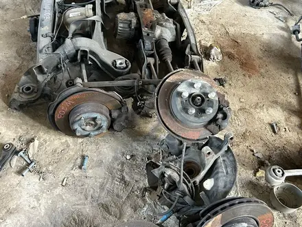 Балка на BMW за 9 900 тг. в Актау – фото 3