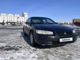 Toyota Camry 1998 годаfor2 800 000 тг. в Астана