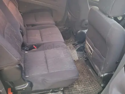 Toyota Avensis Verso 2003 года за 4 000 000 тг. в Шымкент – фото 8