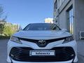 Toyota Camry 2019 года за 10 800 000 тг. в Астана – фото 2