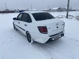 ВАЗ (Lada) Granta 2190 2016 года за 2 500 000 тг. в Атырау – фото 4
