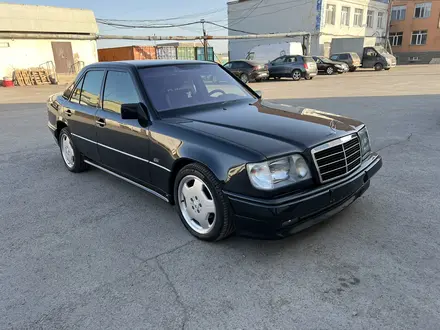 Mercedes-Benz E 280 1993 года за 11 000 000 тг. в Астана – фото 2