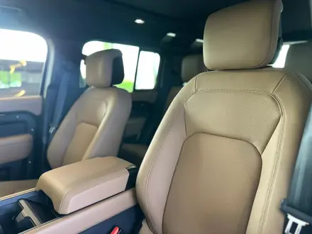 Land Rover Defender X-Dynamic SE 2026 года за 81 978 000 тг. в Астана – фото 8