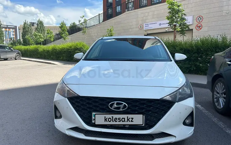 Hyundai Accent 2021 года за 7 400 000 тг. в Астана