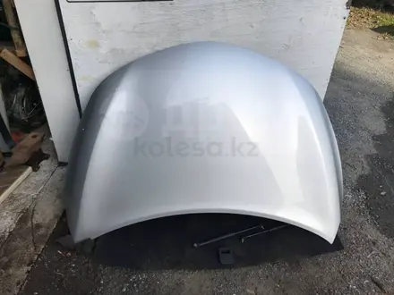 Капот на Nissan Teana за 90 000 тг. в Алматы