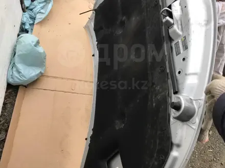 Капот на Nissan Teana за 90 000 тг. в Алматы – фото 3