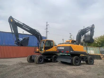HYUNDAI  R180W 2025 года за 67 600 000 тг. в Алматы