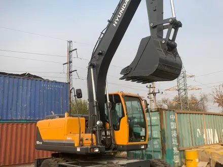 HYUNDAI  R180W 2025 года за 67 600 000 тг. в Алматы – фото 2