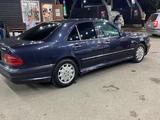 Mercedes-Benz E 320 1998 годаfor3 400 000 тг. в Шымкент – фото 2