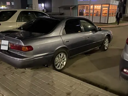 Toyota Camry 2000 года за 3 000 000 тг. в Алматы – фото 3