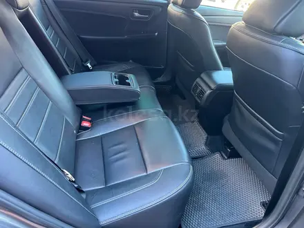 Toyota Camry 2016 года за 10 000 000 тг. в Караганда – фото 22