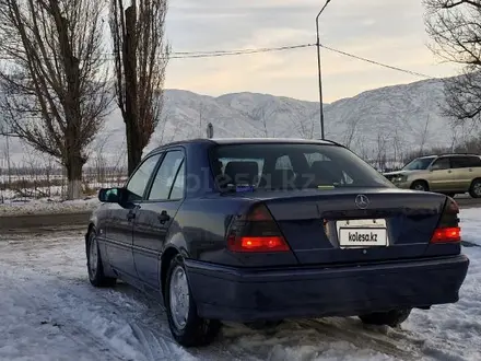 Mercedes-Benz C 200 1997 года за 4 000 000 тг. в Алматы – фото 9