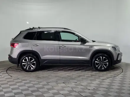 Volkswagen Taos 2022 года за 9 390 000 тг. в Алматы – фото 4