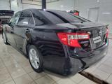 Toyota Camry 2013 годаүшін6 150 000 тг. в Актобе – фото 4