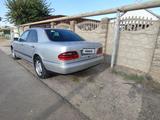 Mercedes-Benz E 280 1996 года за 2 500 000 тг. в Тараз – фото 2
