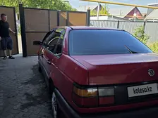 Volkswagen Passat, 1990