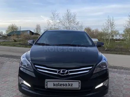 Hyundai Solaris 2015 года за 7 500 000 тг. в Кокшетау – фото 2