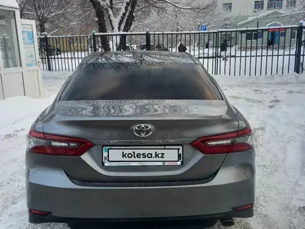 Toyota Camry 2024 года за 18 800 000 тг. в Актобе – фото 5