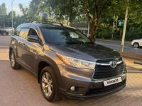 Toyota Highlander 2015 года за 14 500 000 тг. в Алматы