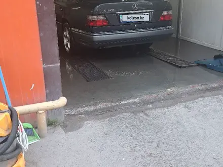 Mercedes-Benz E 320 1995 года за 3 500 000 тг. в Алматы – фото 8