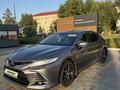 Toyota Camry 2023 года за 14 970 000 тг. в Астана – фото 17