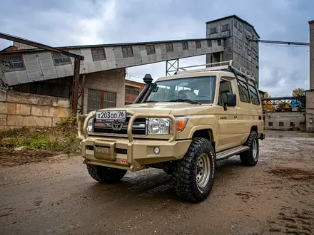 Бампер РИФ силовой передний Toyota Land Cruiser 76 2007 + c доп. Фарам за 425 000 тг. в Алматы – фото 10