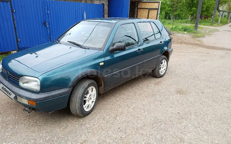 Volkswagen Golf 1992 годаүшін1 500 000 тг. в Уральск