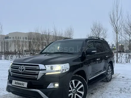 Toyota Land Cruiser 2016 года за 31 000 000 тг. в Астана – фото 2