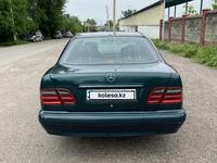 Mercedes-Benz E 230 1996 годаүшін2 195 555 тг. в Алматы