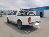 Toyota Hilux 2011 года за 10 800 000 тг. в Актау – фото 4