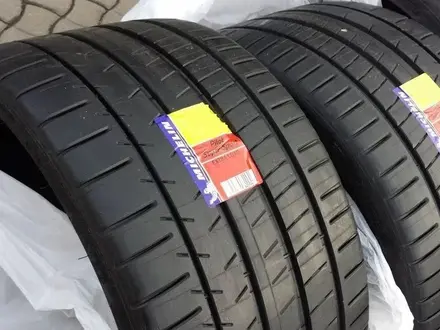 325/30R21 Michelin Pilot Super Sport за 320 000 тг. в Алматы