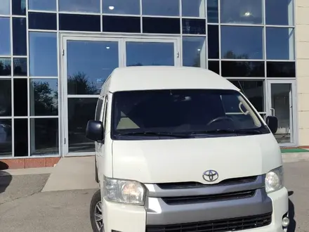 Toyota Hiace 2014 года за 12 750 000 тг. в Алматы