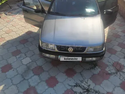 Volkswagen Passat 1993 года за 2 000 000 тг. в Шымкент – фото 4