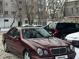Mercedes-Benz E 320 2000 годаүшін3 500 000 тг. в Семей – фото 2