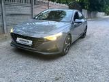 Hyundai Elantra 2021 года за 10 500 000 тг. в Шымкент – фото 2