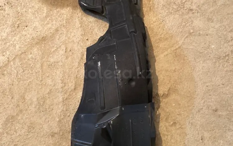 Передний подкрыльник — Lexus RX350 2015- за 18 000 тг. в Алматы