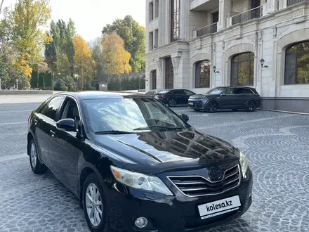 Toyota Camry 2010 года за 7 800 000 тг. в Алматы – фото 2