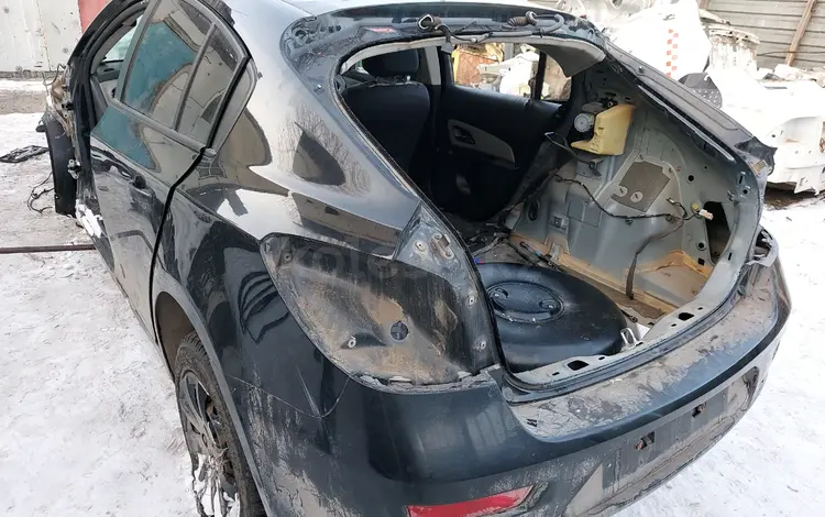 Задняя часть зад круз за 250 000 тг. в Астана
