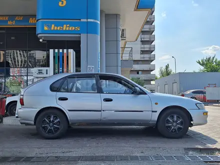 Toyota Corolla 1995 года за 1 350 000 тг. в Алматы – фото 2