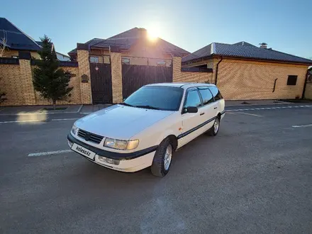 Volkswagen Passat 1995 года за 2 100 000 тг. в Караганда – фото 21