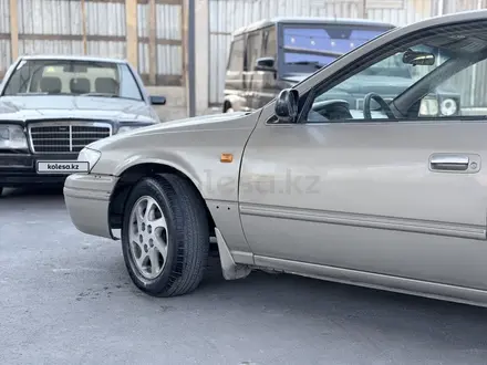 Toyota Camry 1997 года за 1 900 000 тг. в Тараз – фото 4