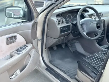 Toyota Camry 1997 года за 1 900 000 тг. в Тараз – фото 15