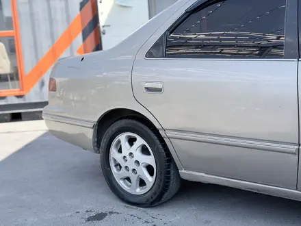 Toyota Camry 1997 года за 1 900 000 тг. в Тараз – фото 8