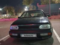 Volkswagen Golf 1994 годаүшін1 500 000 тг. в Алматы