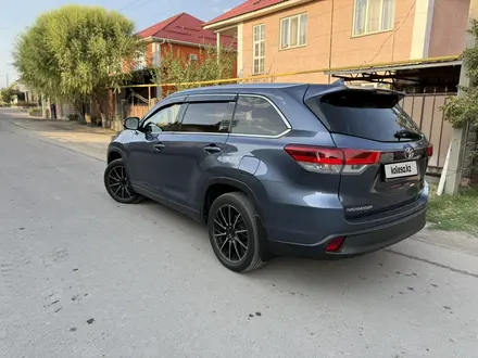 Toyota Highlander 2017 года за 17 000 000 тг. в Алматы