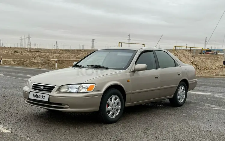 Toyota Camry 2000 года за 3 800 000 тг. в Актау