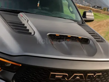 Dodge RAM 2021 года за 77 500 000 тг. в Алматы – фото 33