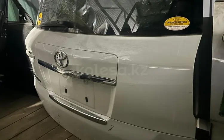 Крышка багажника на Toyota RAV4 XA30 USA за 350 000 тг. в Алматы