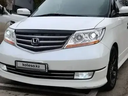 Honda Elysion 2007 года за 4 800 000 тг. в Астана