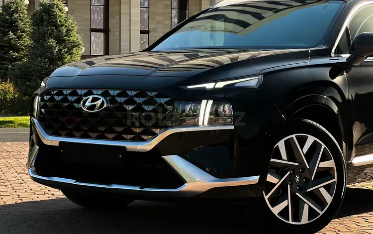 Hyundai Santa Fe 2021 года за 19 000 000 тг. в Шымкент